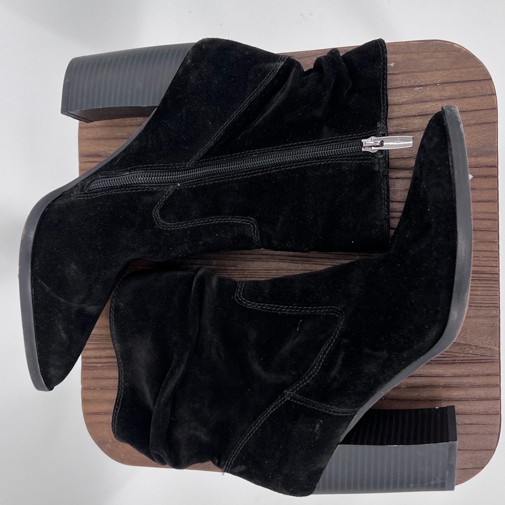 Vince Camuto Crethana Black Suede Slouchy Pointed Toe Block Heel Booties 8.5M